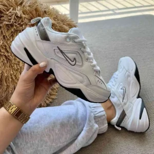 NIKE TEKNO "BLANCA/GRIS"